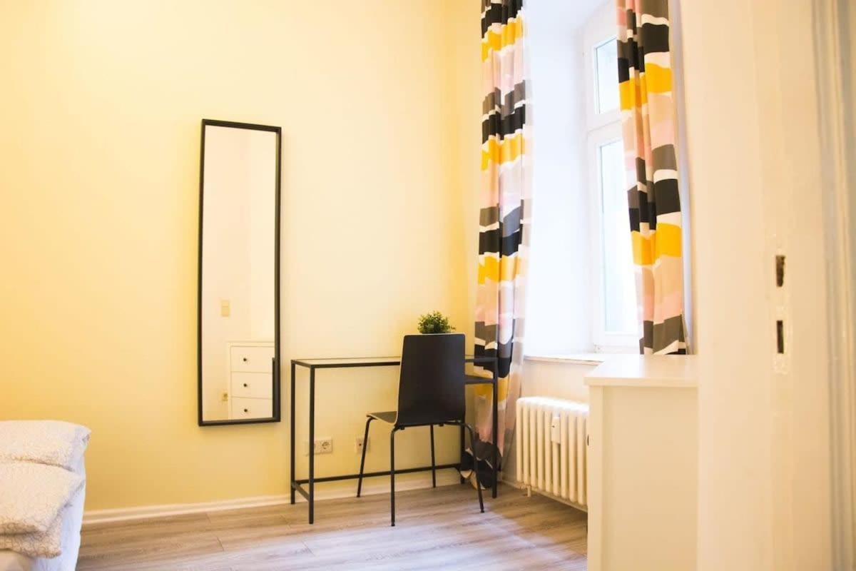 Family Apartment Moabit Berlin Exterior foto
