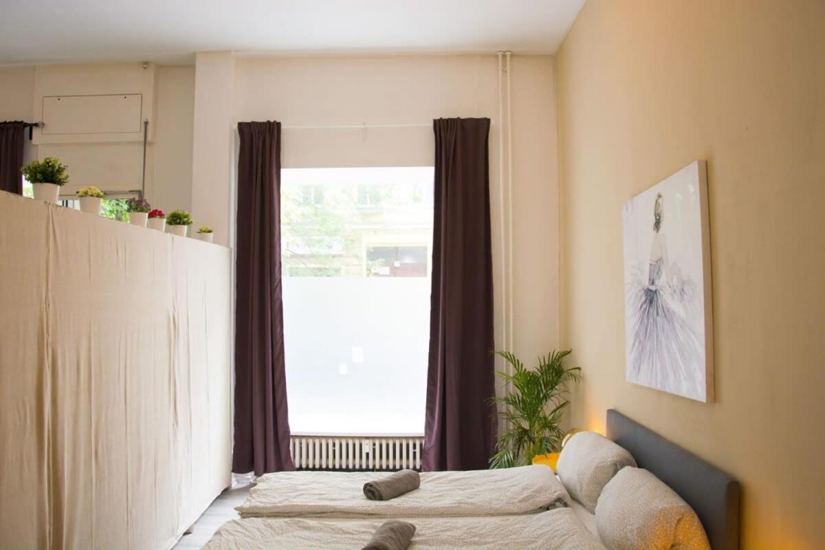 Family Apartment Moabit Berlin Exterior foto